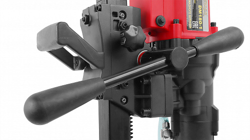 Установка алмазного бурения MESSER DM181-1-P (3,2 кВт, 900 об/мин) на стойке без наклона Установка алмазного бурения MESSER DM181-1-P (3,2 кВт, 900 об/мин) на стойке без наклона